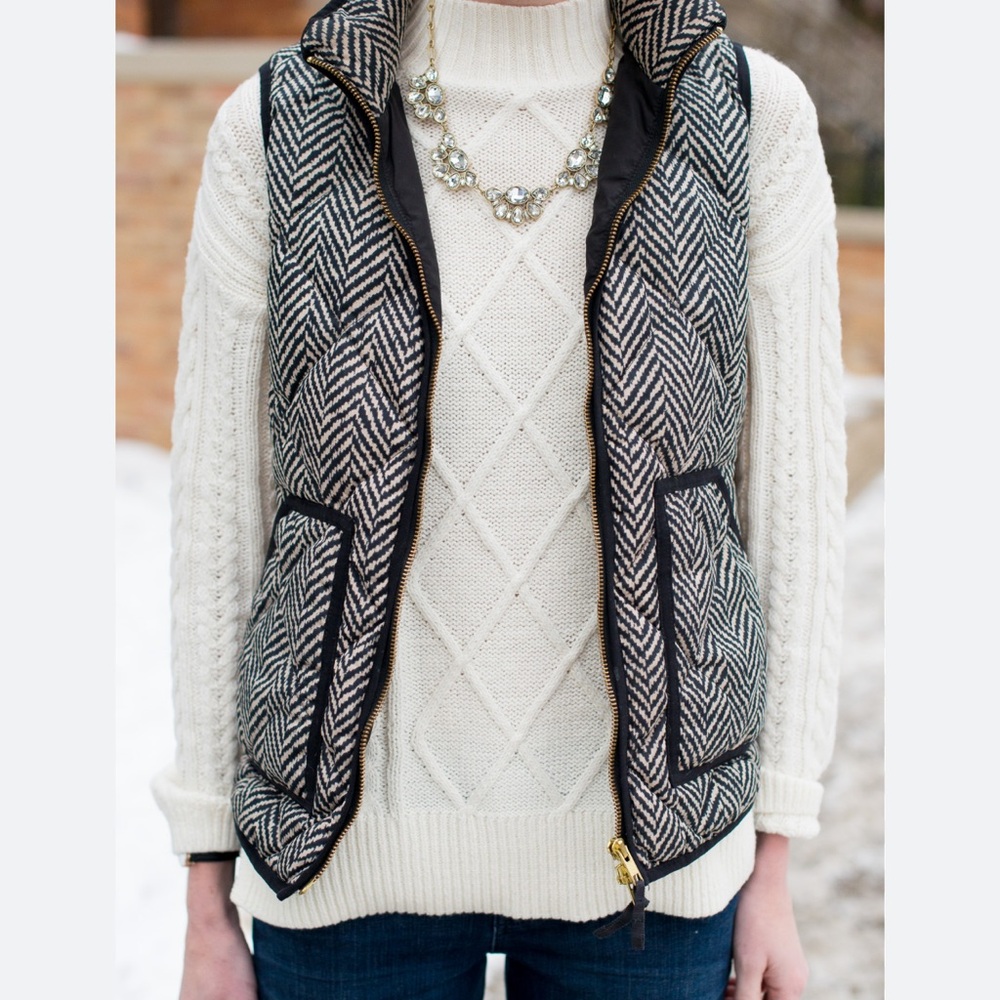 J. Crew Black and Cream Herringbone Quilted Vest Size S - Picture 12 of 12